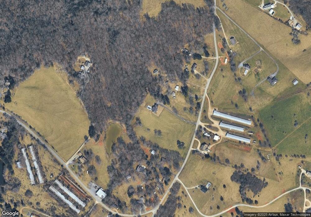 535 Twin River Orchard Rd, Demorest, GA 30535 - photo 1