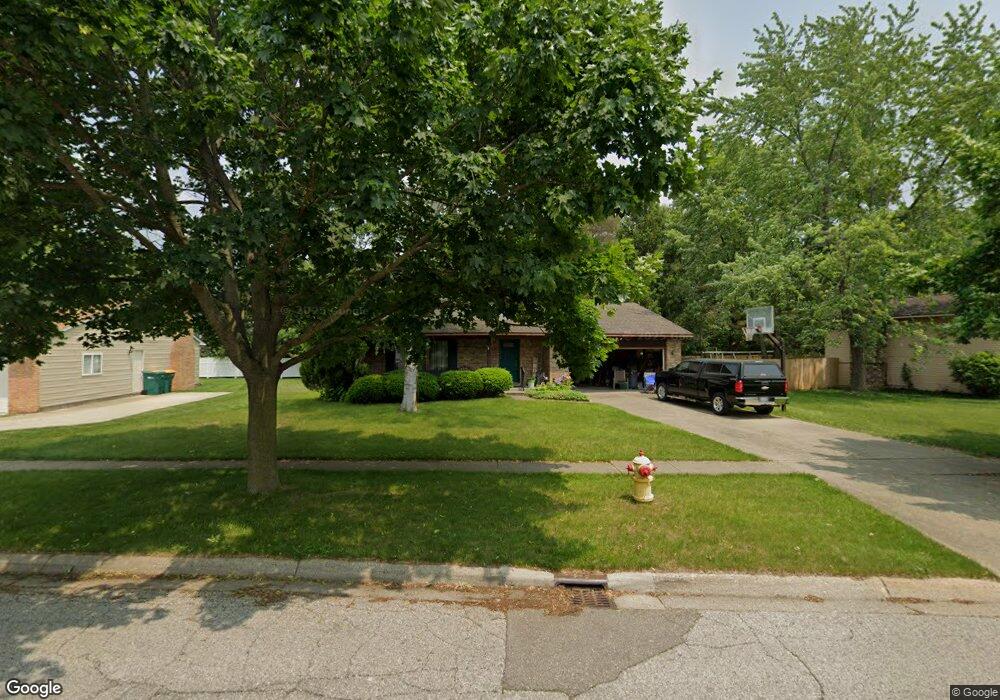 1139 Springview Dr, Flushing, MI 48433 - photo 1