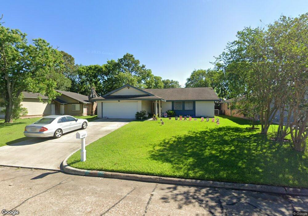 16927 Creek Line Dr, Friendswood, TX 77546 - photo 1