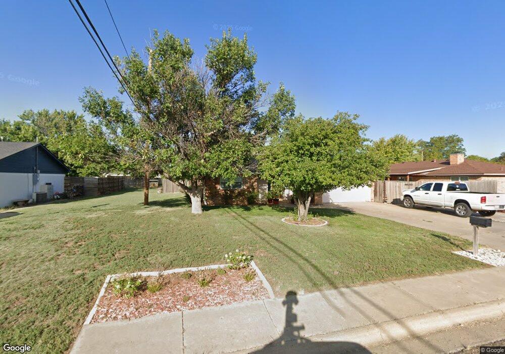 804 Phillips Dr, Dumas, TX 79029 - photo 1