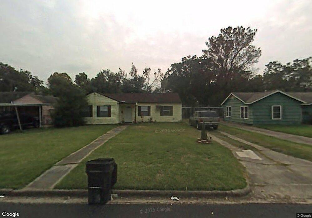7036 Kinney St, Houston, TX 77087 - photo 1