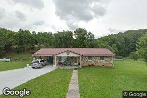 189 Grove St, Cedar Bluff, VA 24609