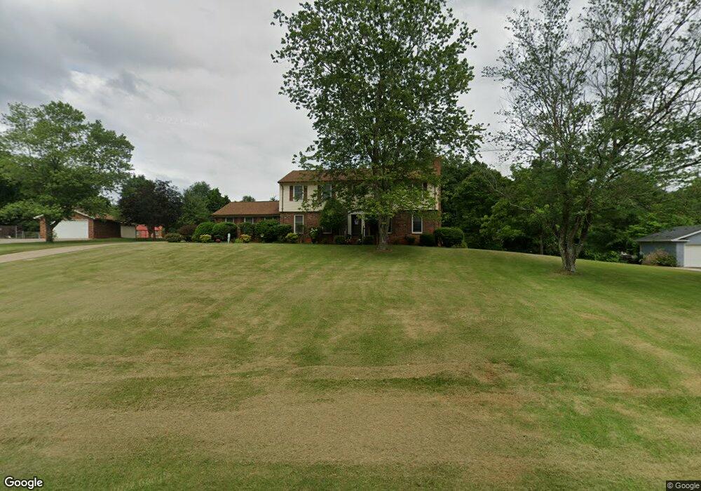 2632 Fines Creek Dr, Statesville, NC 28625 - photo 1