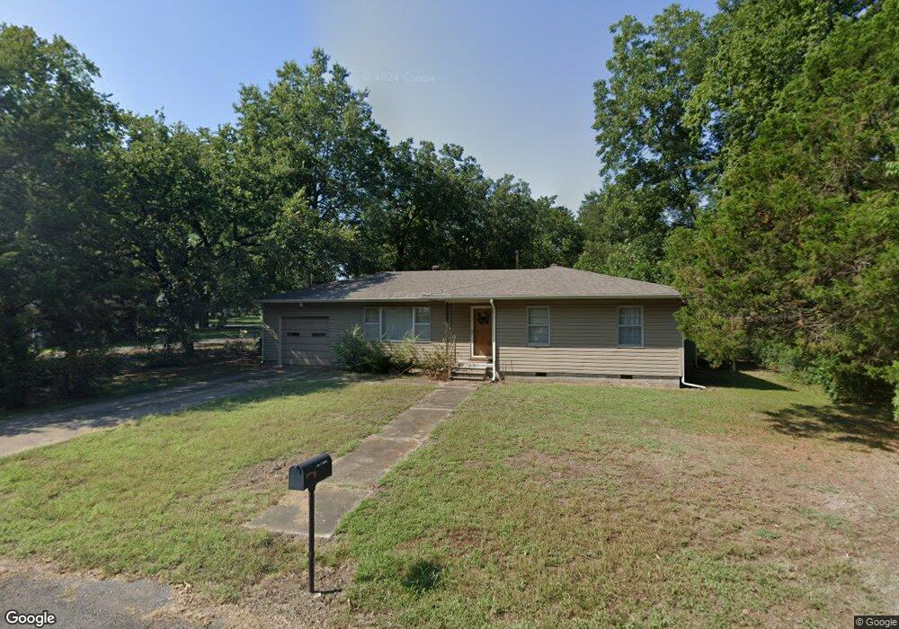 521 W Spruce St, Haskell, OK 74436 - photo 1