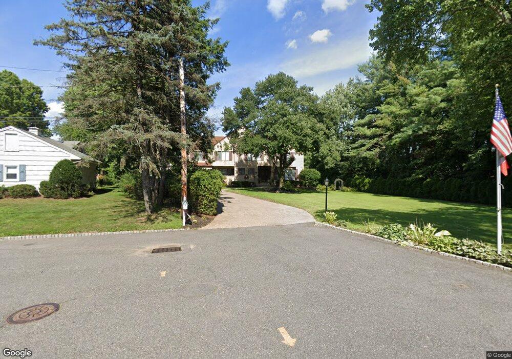 7 Shaw Ct, Fairfield, NJ 07004 - photo 1