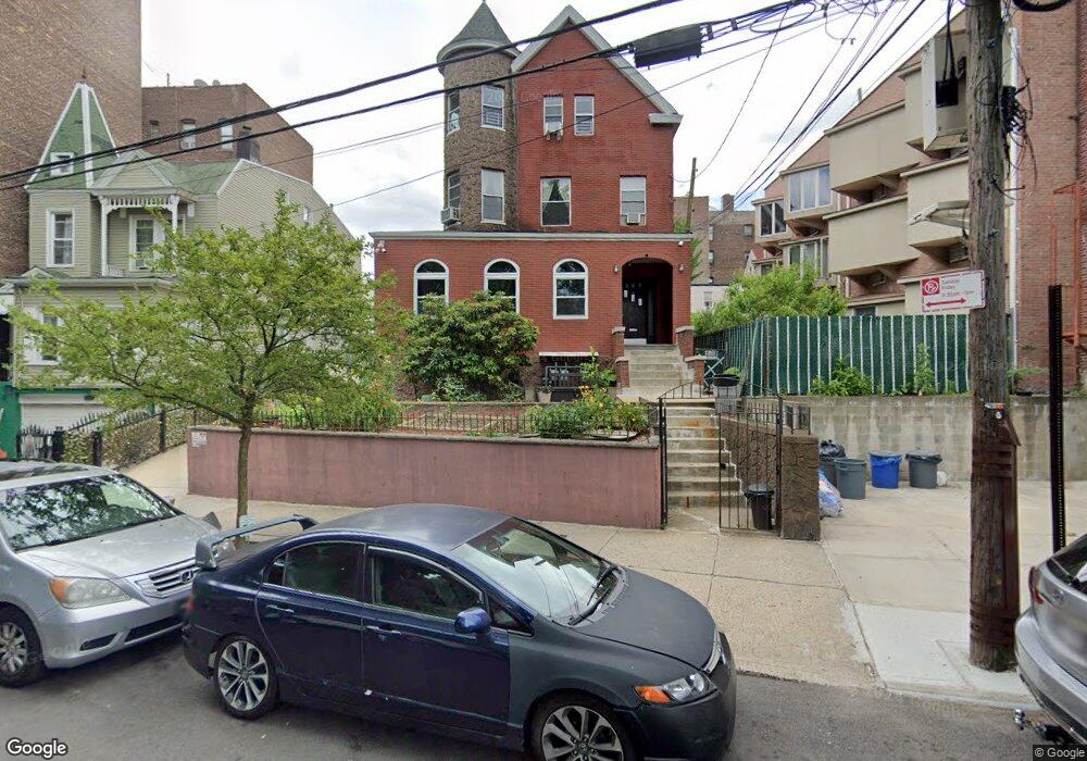 308 E 201st St, Bronx, NY 10458 - photo 1