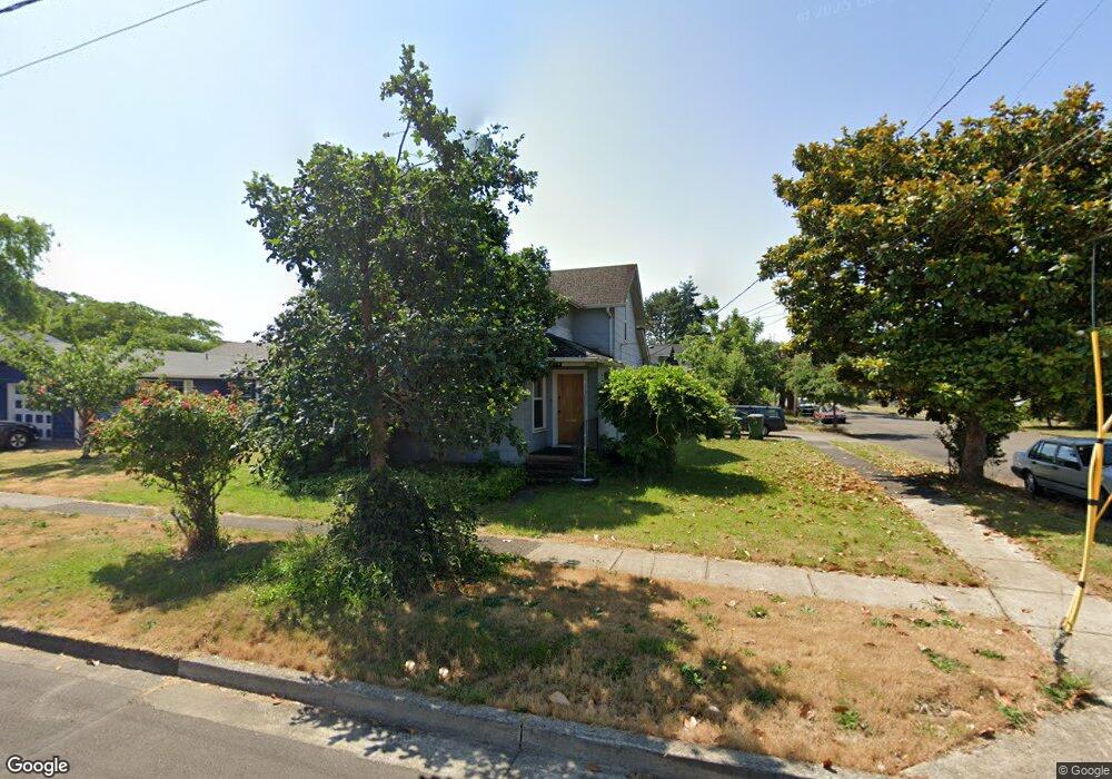 1300 E 5th St, Newberg, OR 97132 - photo 1