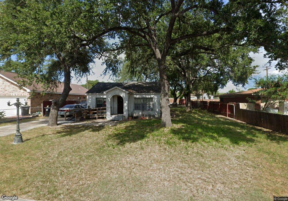 1019 S Missouri Ave, Weslaco, TX 78596 - photo 1