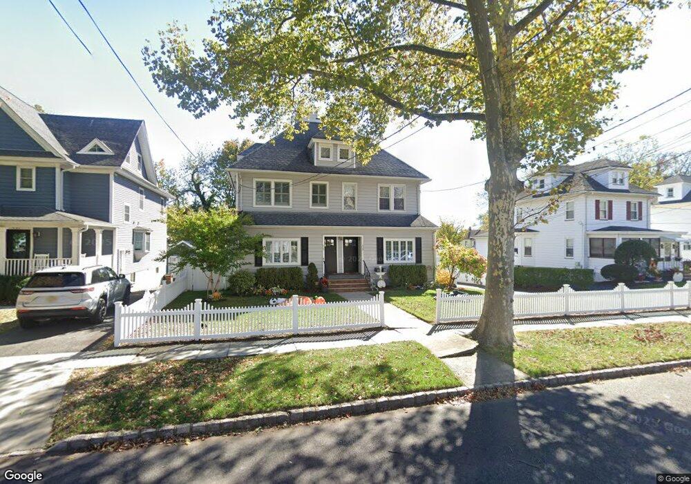 527 Cumberland St, Westfield, NJ 07090 - photo 1