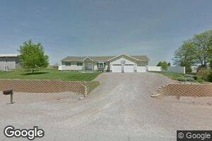206 E 10th St, Gordon, NE 69343