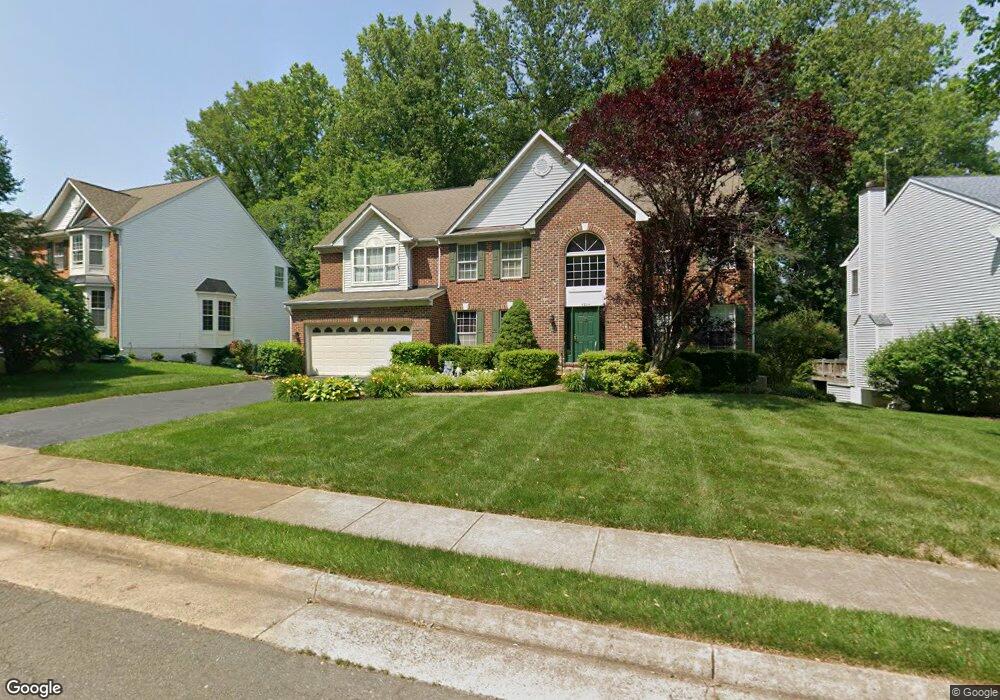 9204 Zachary Ct, Manassas Park, VA 20111 - photo 1