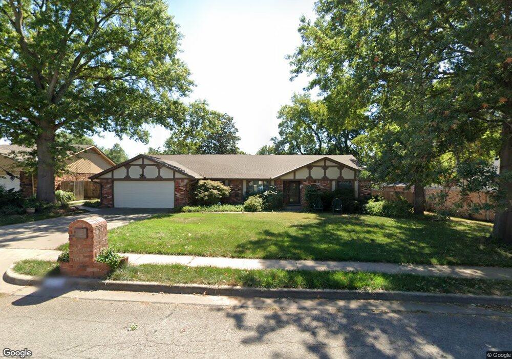 2415 Chapel Hill Ct, Bartlesville, OK 74006 - photo 1