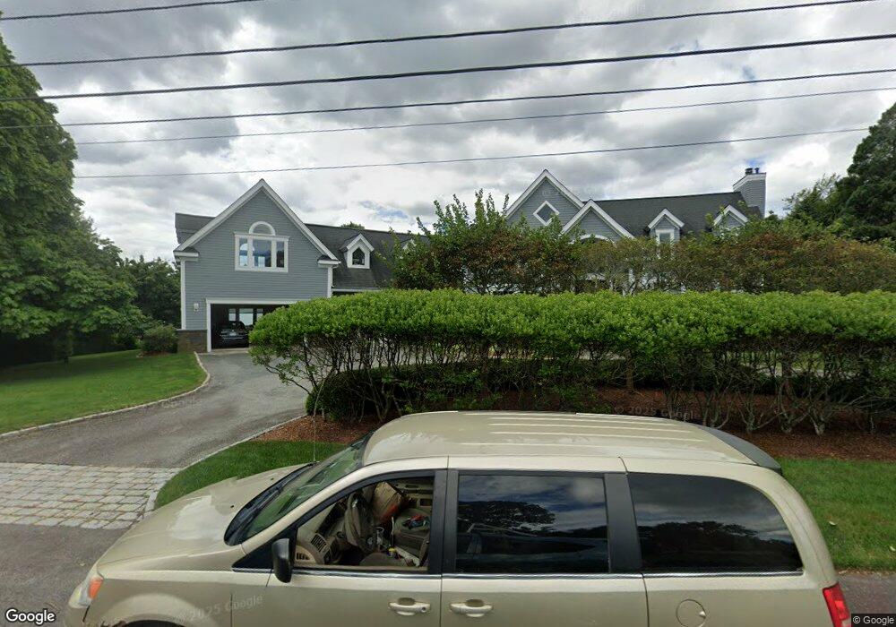 110 Briarcliff Ave, Warwick, RI 02889 - photo 1