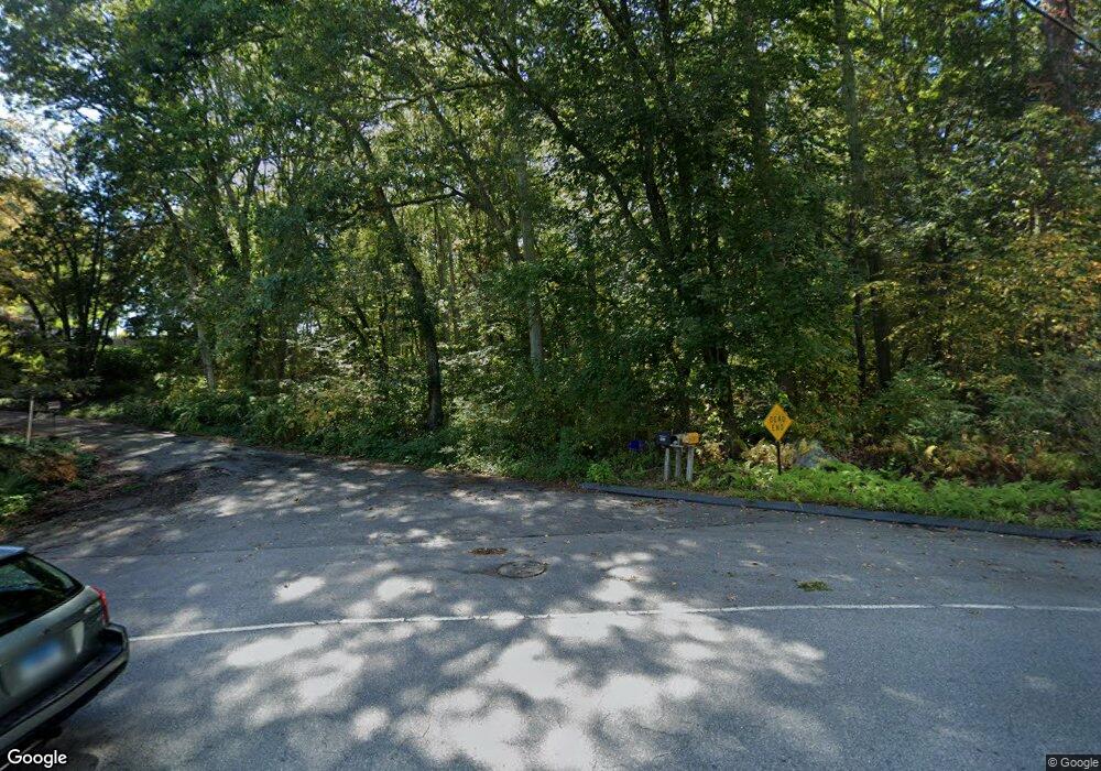 605 Fishtown Rd, Groton, CT 06340 - photo 1