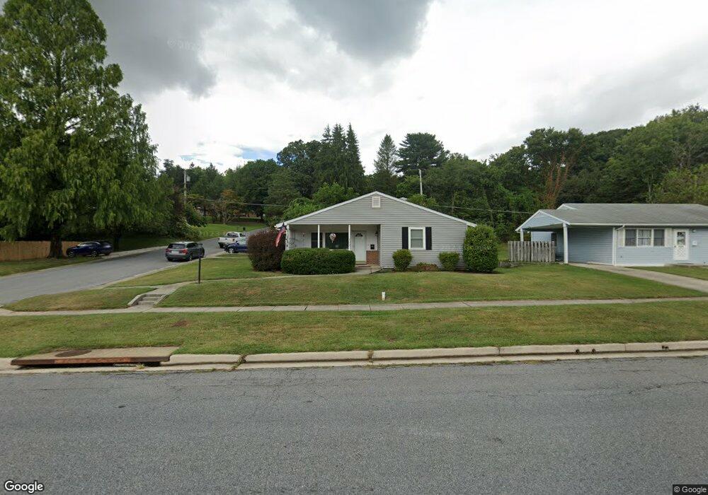 122 E Timonium Rd, Lutherville Timonium, MD 21093 - photo 1