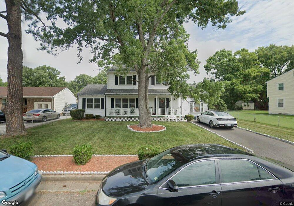 661 Flynn Ln, Petersburg, VA 23805 - photo 1