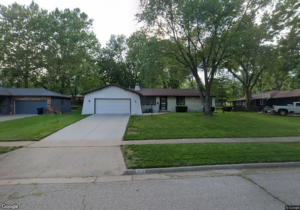3057 SW 36th St, Topeka, KS 66614 - photo 1
