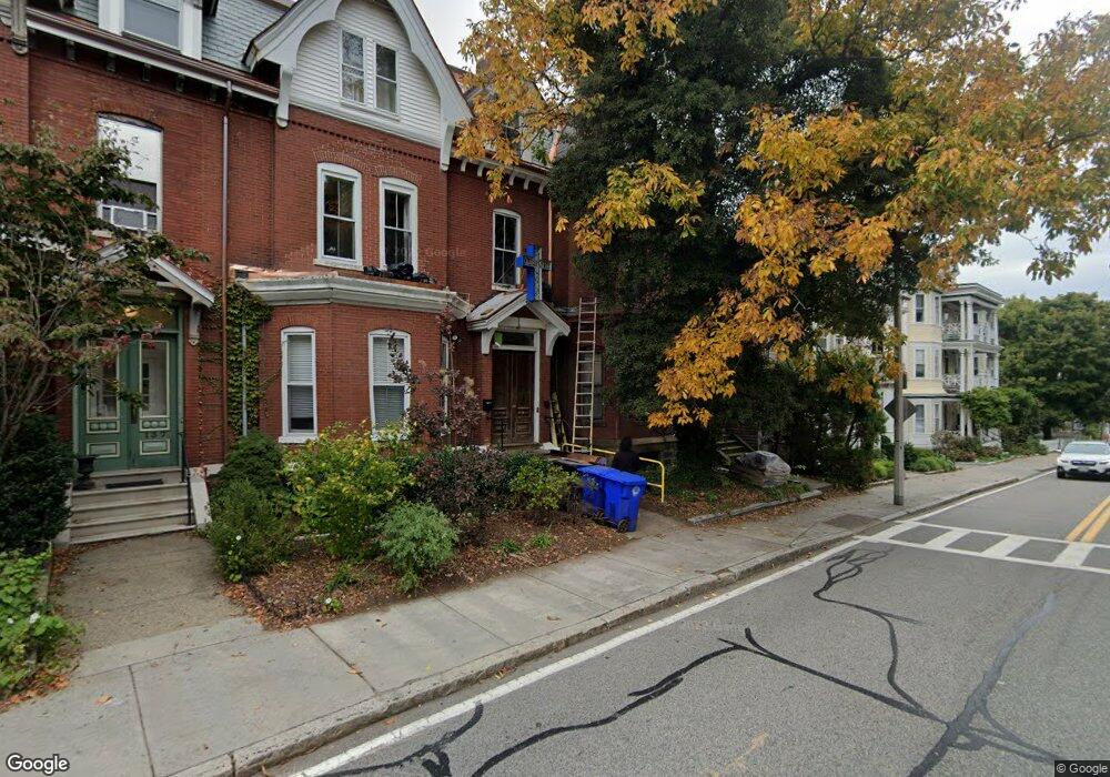 137 Walnut St unit 1, Brookline, MA 02445 - photo 1