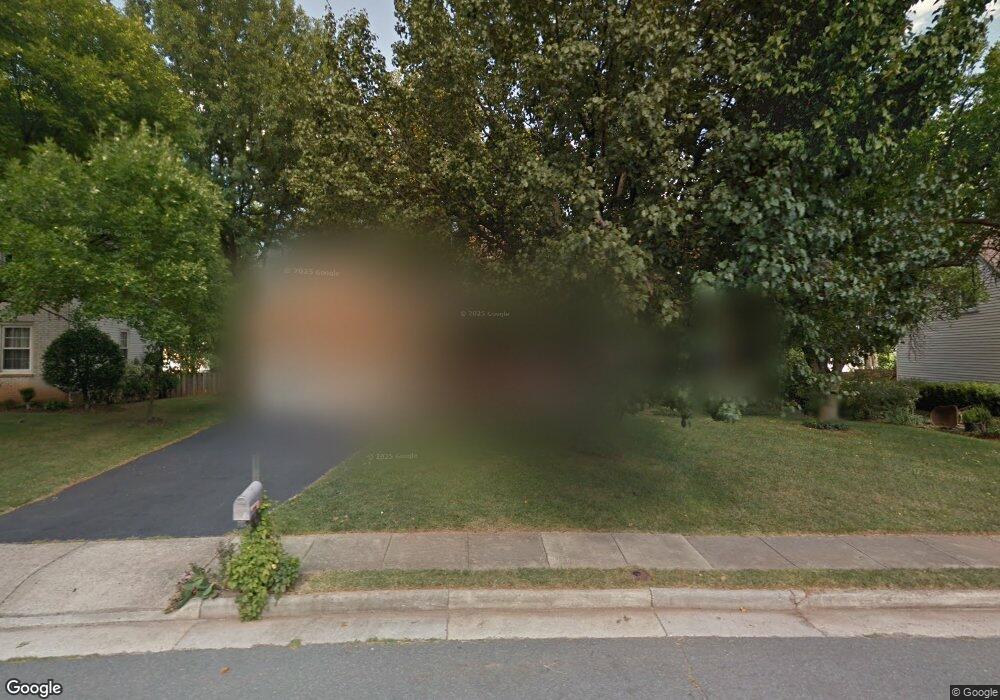 108 Connemara Dr, Sterling, VA 20164 - photo 1