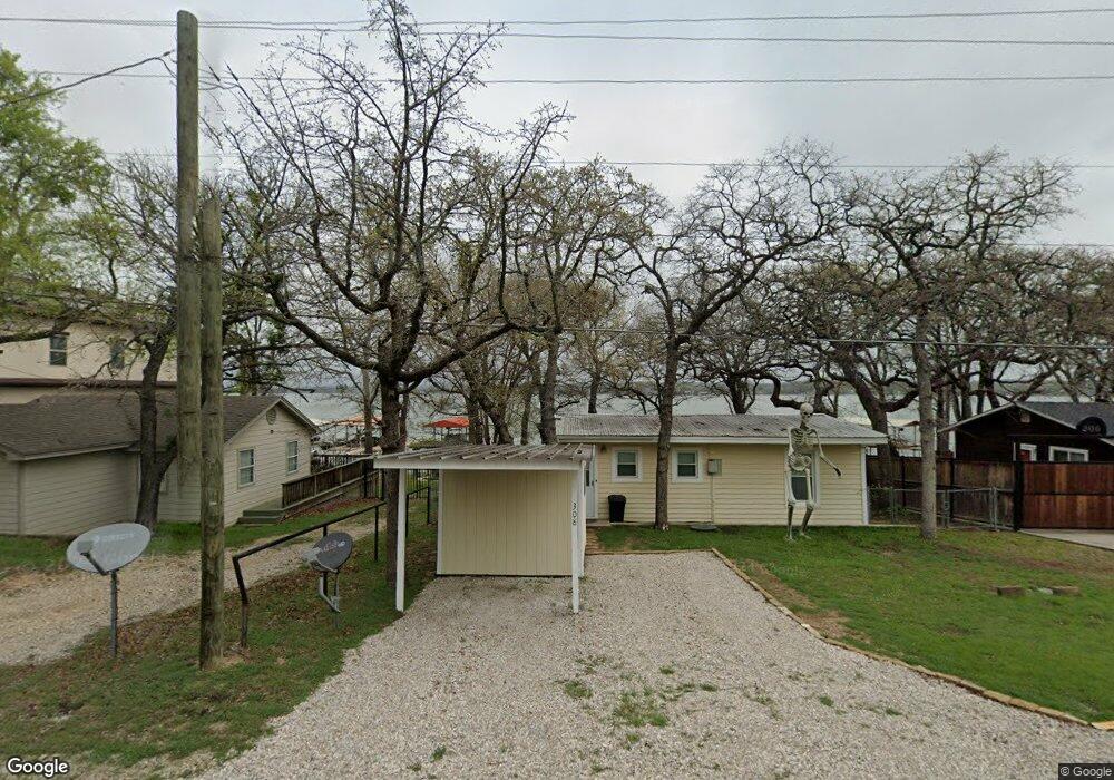 308 W Lake Dr, Weatherford, TX 76087 - photo 1