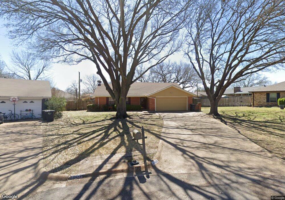 1006 Hyde Park Ct, Cleburne, TX 76033 - photo 1