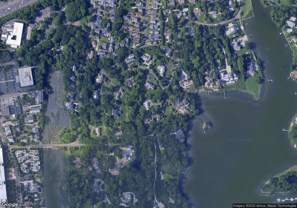 69 Oneida Dr, Greenwich, CT 06830 - photo 1