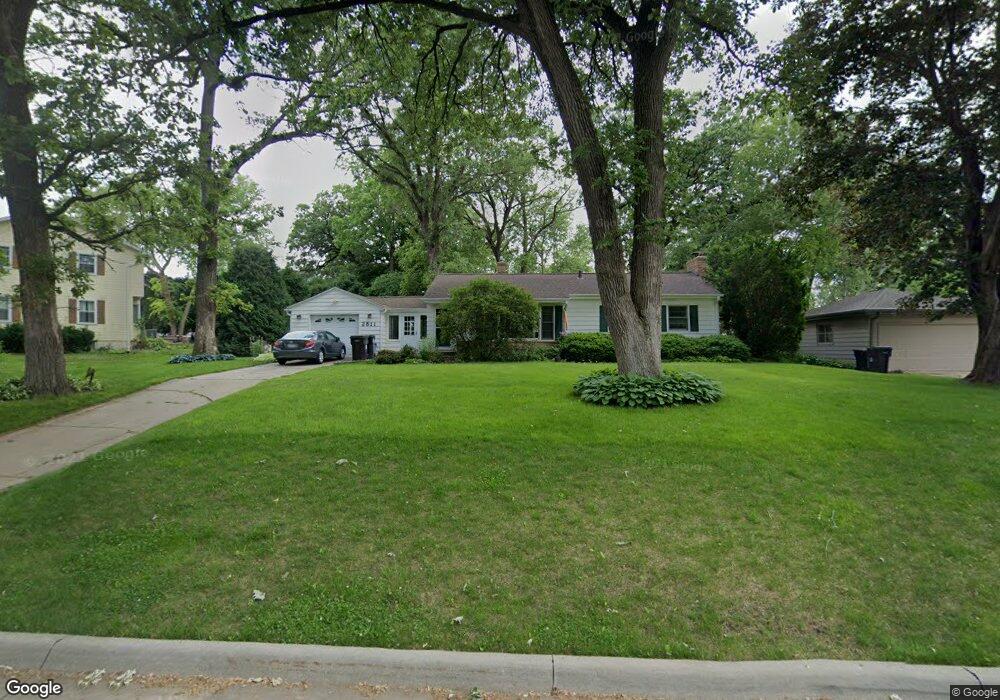 2811 Acorn Ln, Cedar Falls, IA 50613 - photo 1