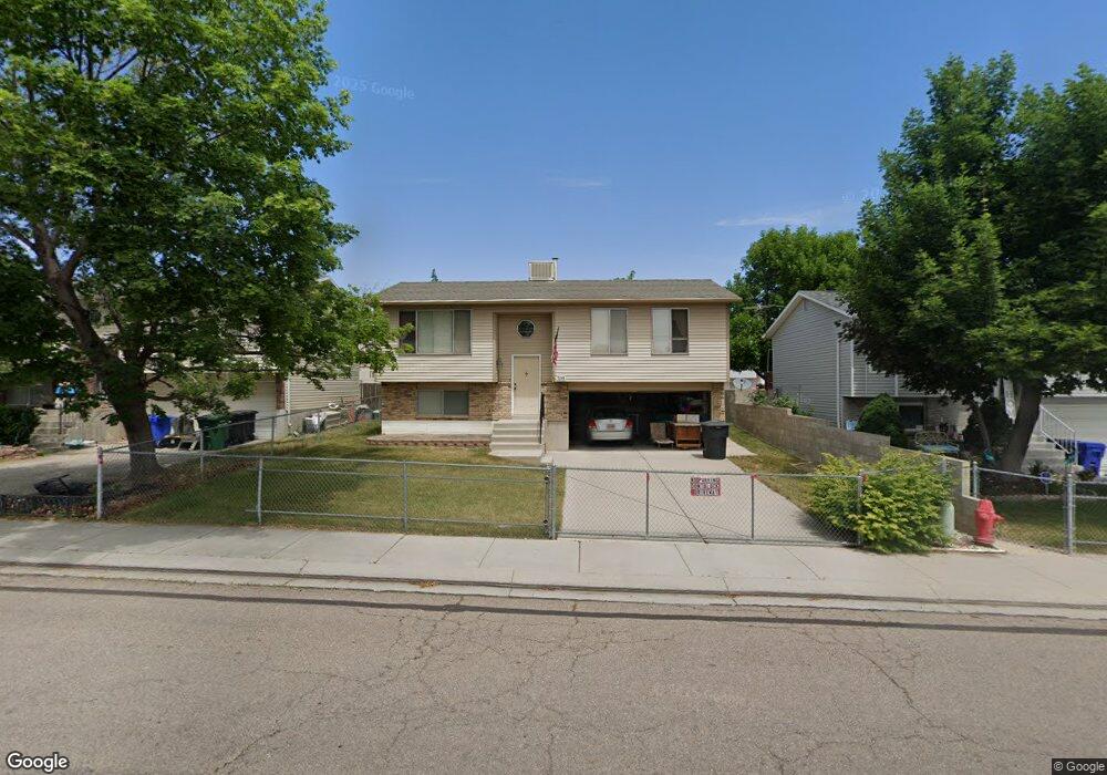 5246 Wake Robin Dr, West Jordan, UT 84081 - photo 1