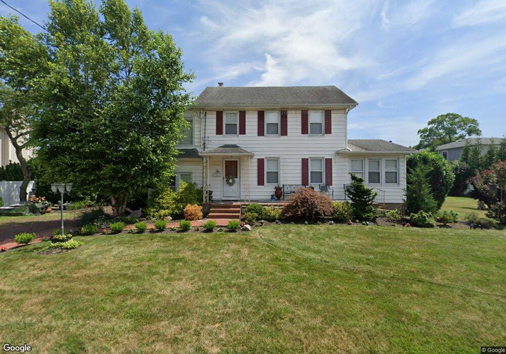 10 Baldwin Ct, Merrick, NY 11566 - photo 1