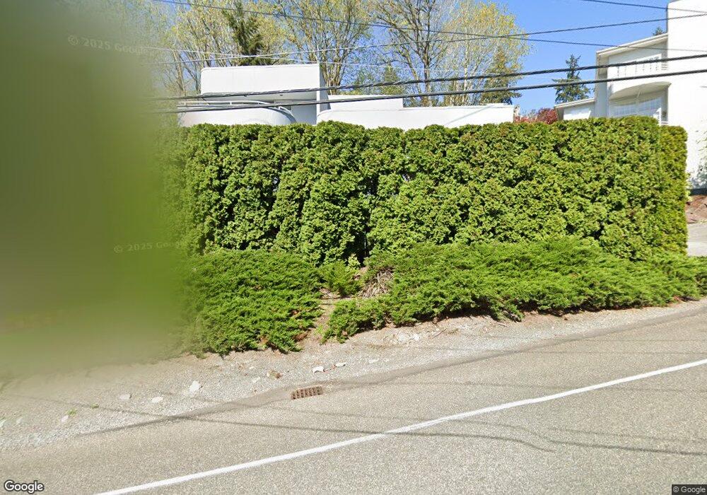 7223 E Mercer Way, Mercer Island, WA 98040 - photo 1