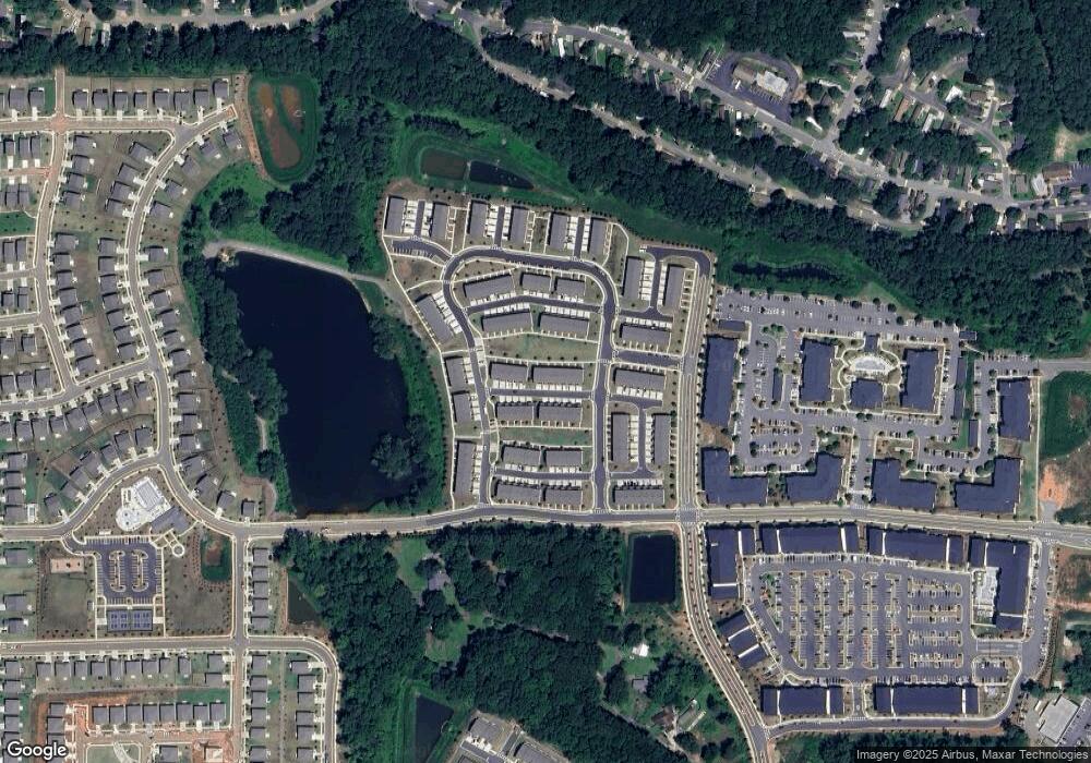 527 Hardy Dr, Acworth, GA 30102 - photo 1