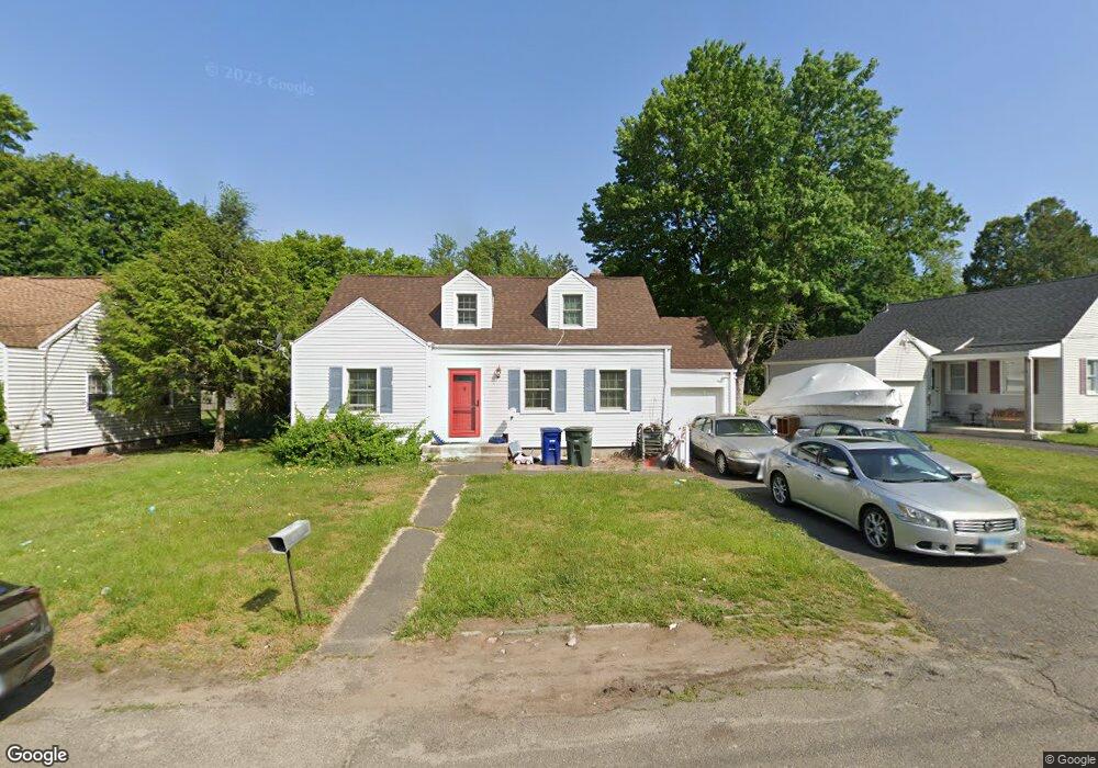 175 Pilgrim Rd, Bridgeport, CT 06610 - photo 1