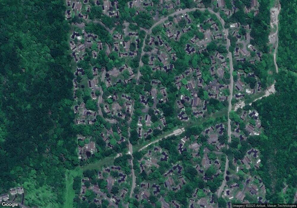 859 Heritage Village unit A, Southbury, CT 06488 - photo 1