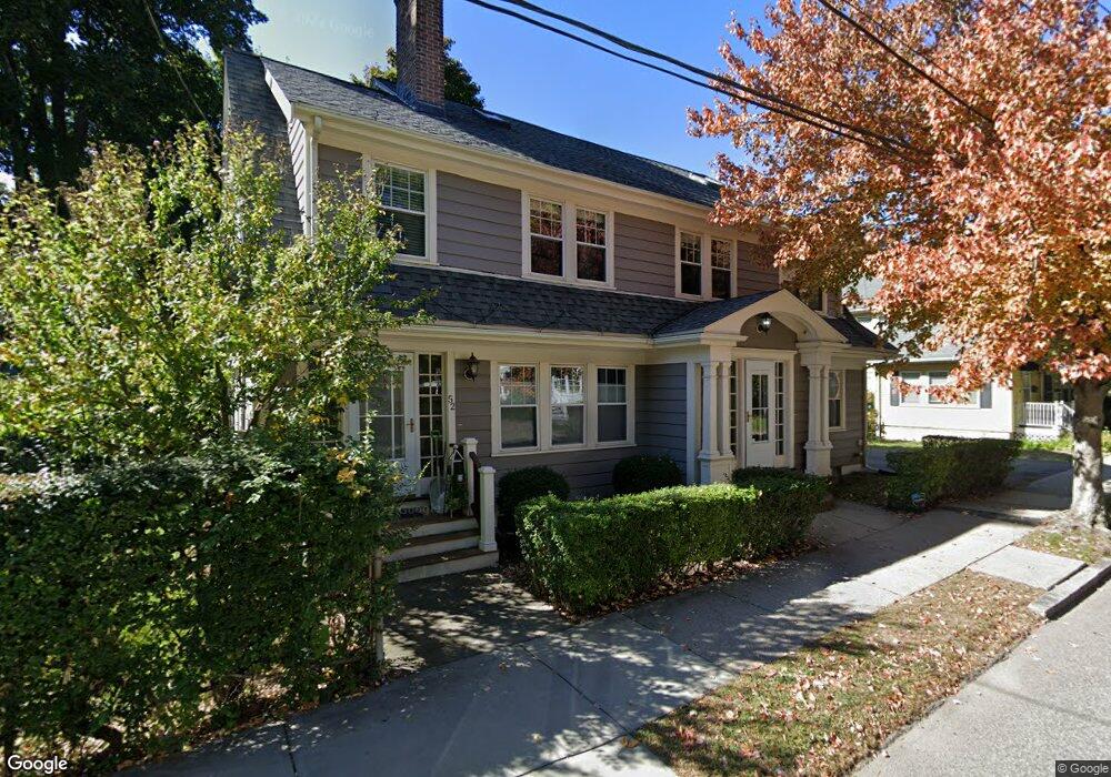 52 Beaconsfield Rd unit 1, Brookline, MA 02445 - photo 1