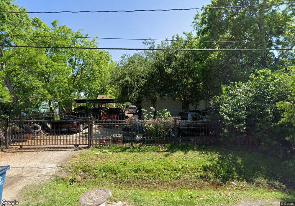 5014 Van Zandt St, Houston, TX 77093 - photo 1