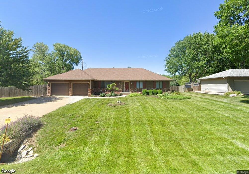 7544 SW 33rd St, Topeka, KS 66614 - photo 1