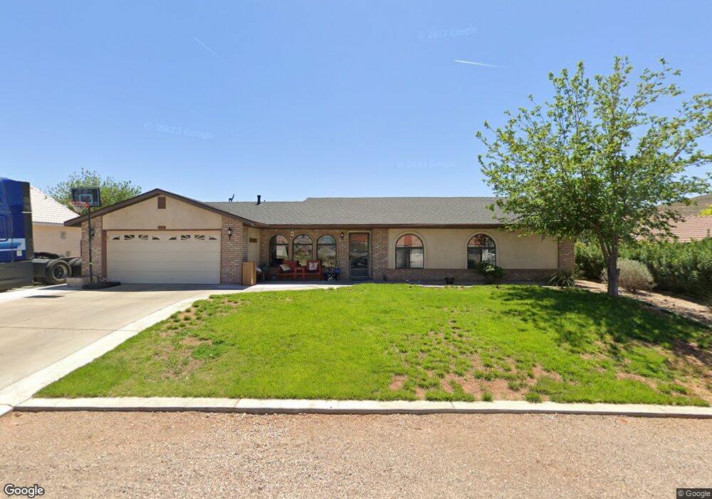 930 E Mckinley Way, St. George, UT 84790 - photo 1