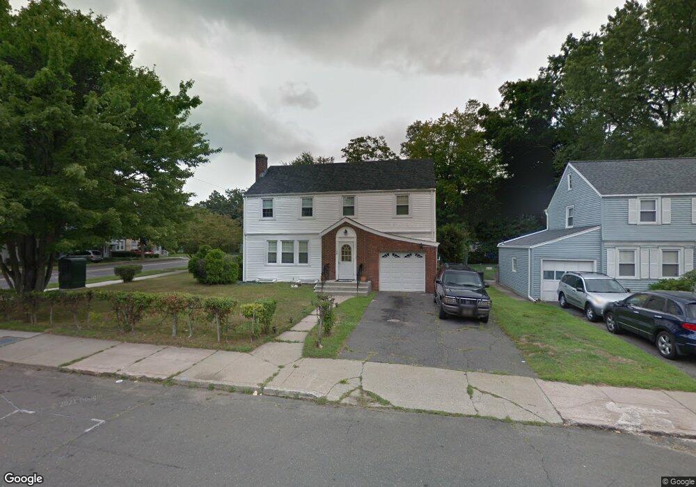 155 Lowin Ave, New Haven, CT 06515 - photo 1