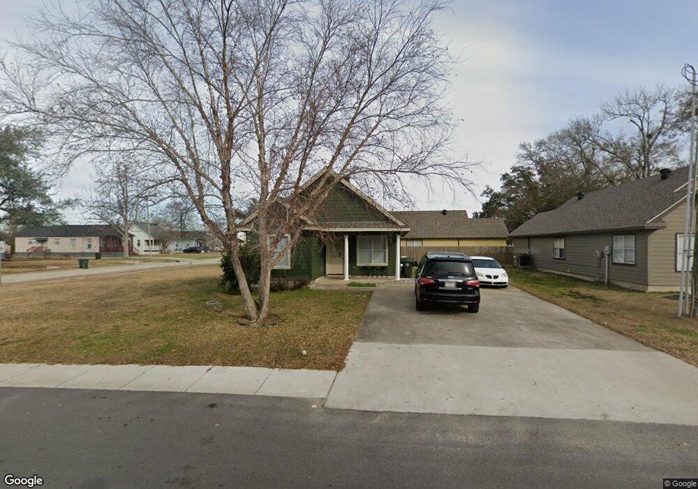 2201 2nd St, Lake Charles, LA 70601 - photo 1