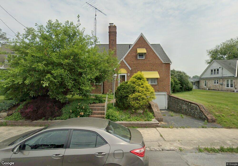 530 S 4th St, Chambersburg, PA 17201 - photo 1