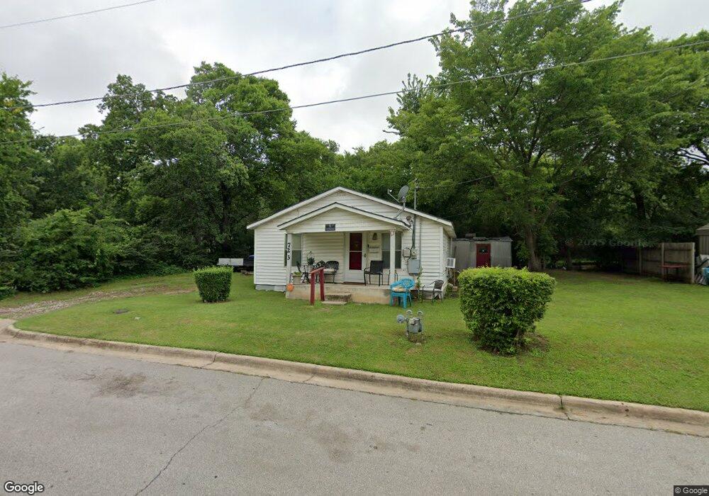 723 O St NE, Ardmore, OK 73401 - photo 1