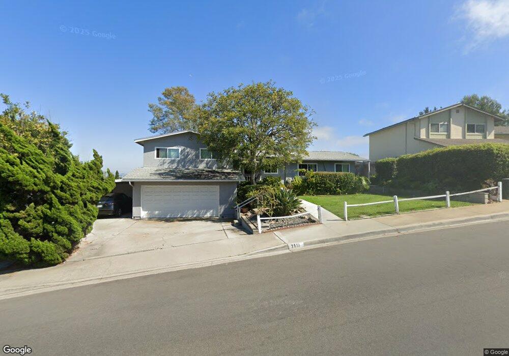 2510 Chestnut Ave, Carlsbad, CA 92010 - photo 1