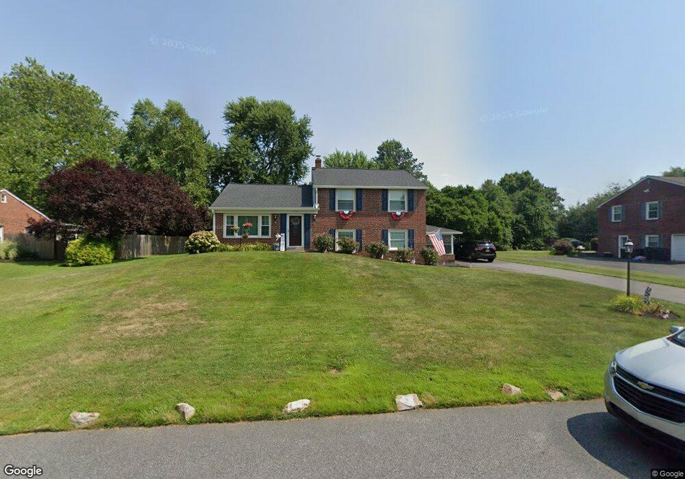 114 Canterbury Dr, Wallingford, PA 19086 - photo 1