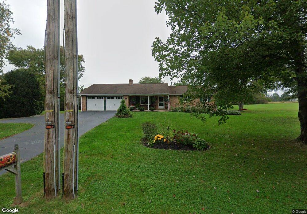 71 Toll Gate Rd, Douglassville, PA 19518 - photo 1