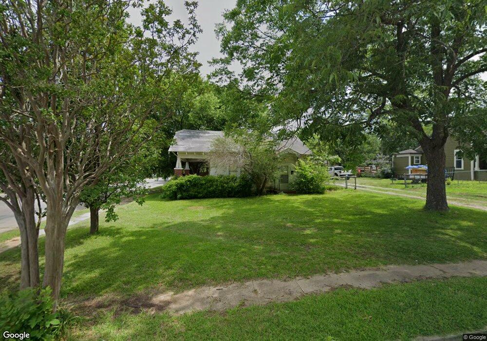 600 W Monterey St, Denison, TX 75020 - photo 1