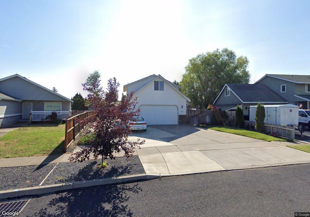 3212 NE Stonebrook Dr, Bend, OR 97701 - photo 1