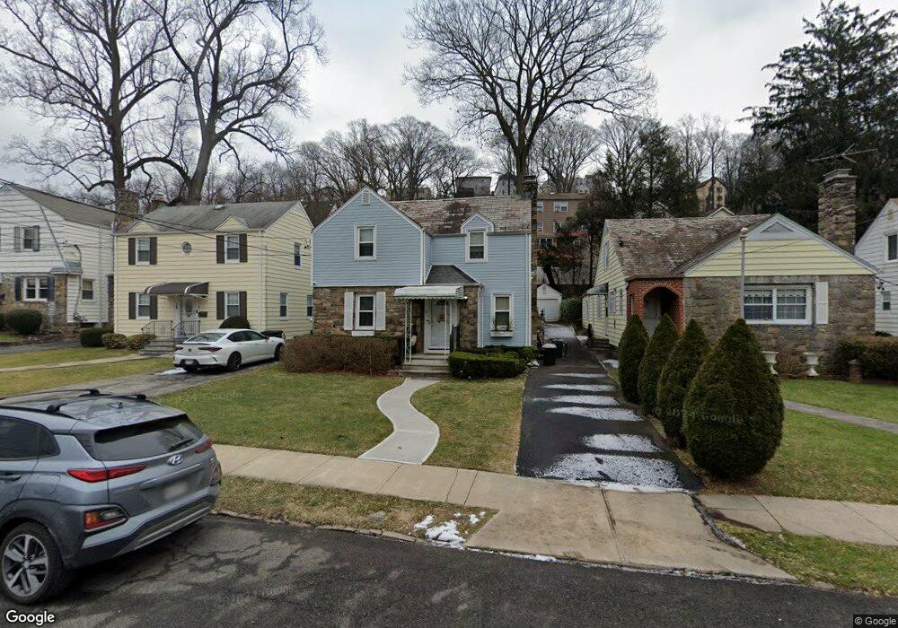 12 Tibbetts Rd, Yonkers, NY 10705 - photo 1