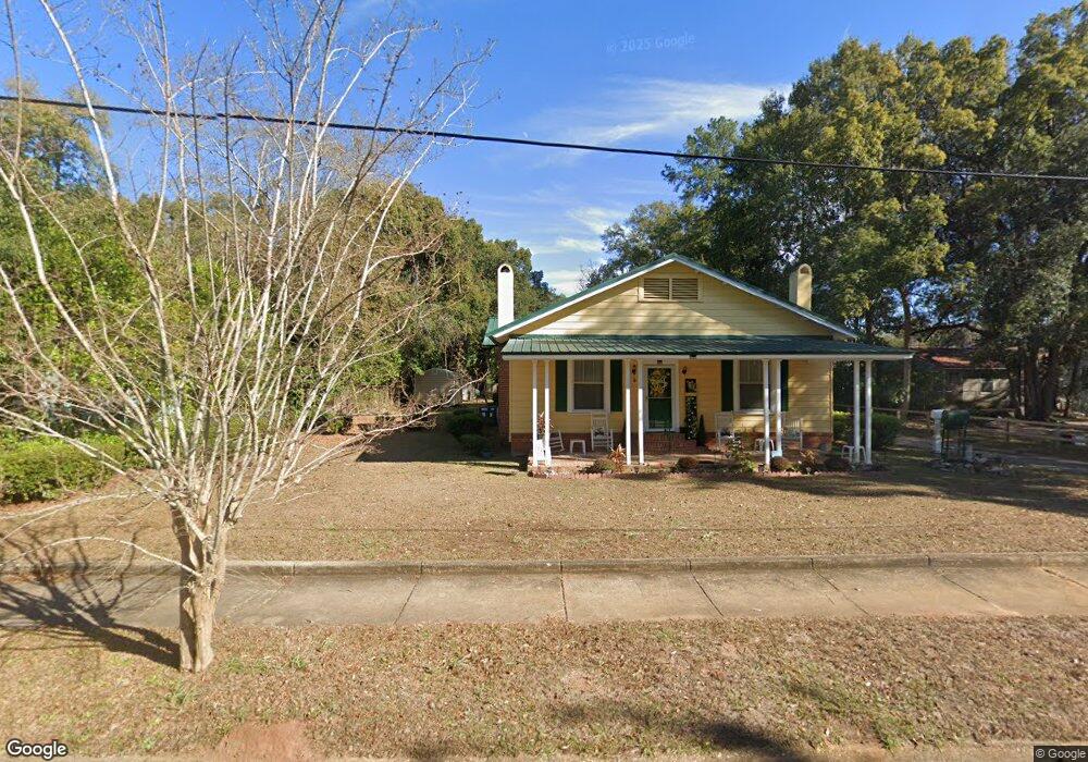 817 Potter St, Bainbridge, GA 39819 - photo 1