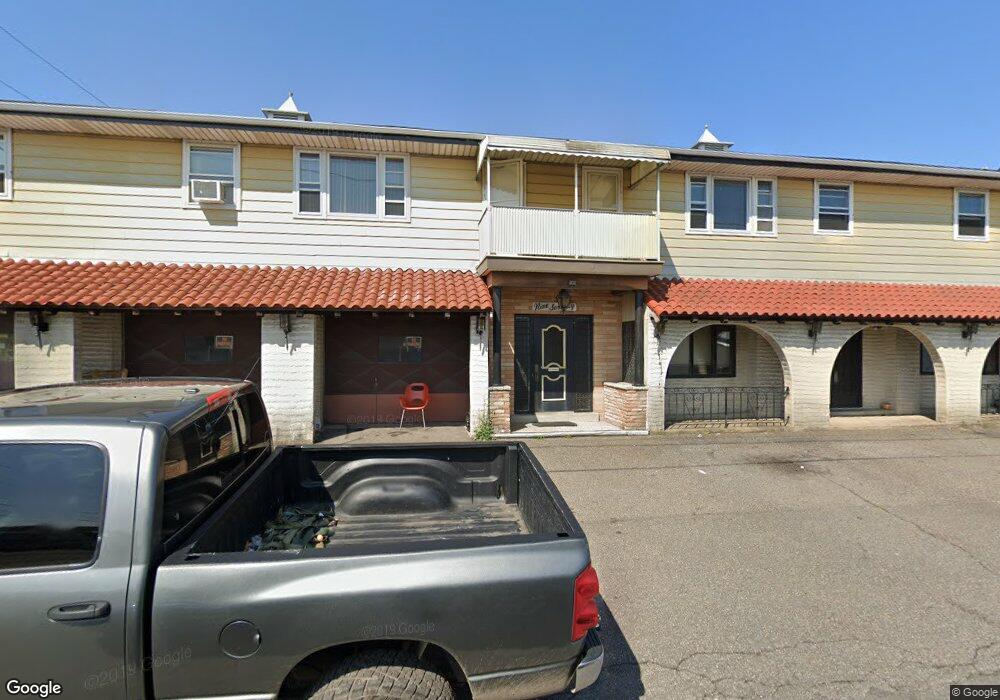 970 Emerald Ct, Hazleton, PA 18201 - photo 1