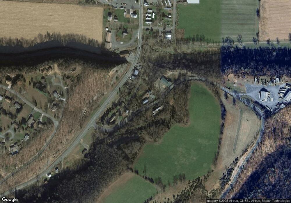 131 S Mill Creek Rd, Petersburg, WV 26847 - photo 1